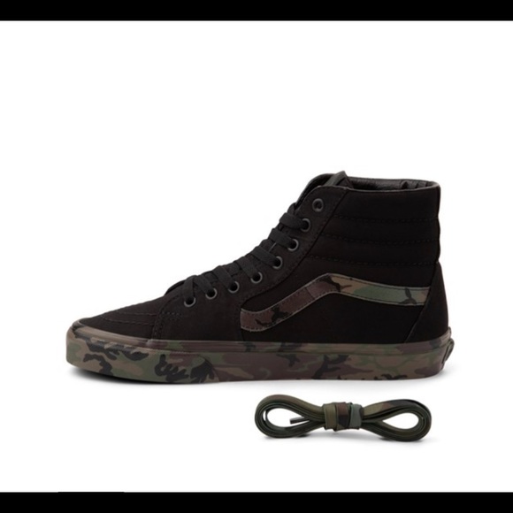 Vans Other - 🖤☠️ NWT VANS CAMO BLK/MILITARY OLIVE 🖤 ((SOLD OUT)) UNISEX